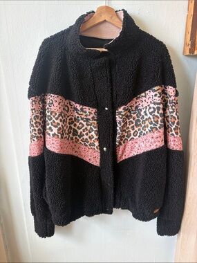 Source Unknown Black Teddy Jacket with Pink Leopard Panels